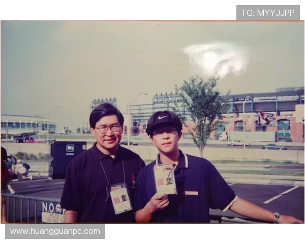 李小鹏家的电费单比我的年薪还高