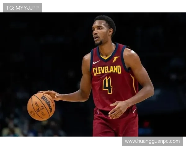 埃文·莫布里利用内线单打拉开防守有效提升得分效率