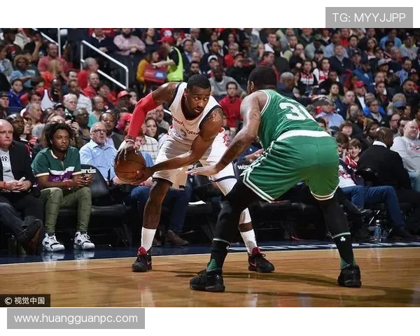 约翰·沃尔突破拉开与后卫对抗差距助奇才提升关键时刻效率